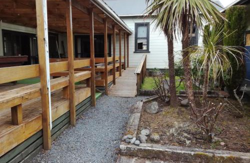 Raurimu Hostel | Slalom Lodge