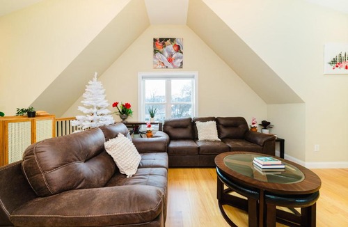 West Codman Hill - West Lower Mills Apartment | Sleek 3BR Boston - World Cup 2026 Escape - Near Franklin Park 60-3