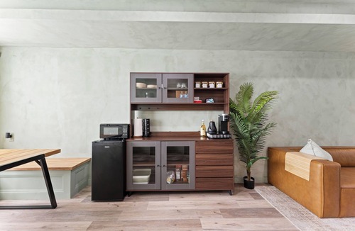 Washington House | Sleek & Cozy DC Oasis 1BR/1BA w/Accessible backyard