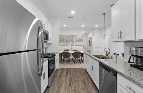 Orange Park Apartment | Sleek Escape: Modern 3 BR Jacksonville Condo