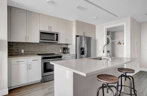 Five Points Apartment | Sleek Five Points 1BR w/ W/D, Gym & Roof Lounge, near RiNo, by Blueground