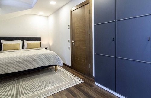 Bomonti Apartment | Sleek Residence Flat With Great Location in Sisli