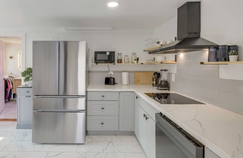 Encanto Apartment | Sleek Studio 4 Mi to Dtwn Phoenix: Pets Welcome!