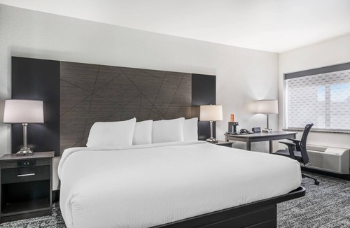 Champaign Hotel | Sleep Inn Champaign North - Urbana