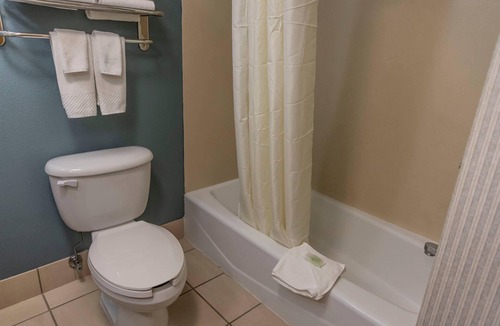 Evansville Hotel | Sleep Inn & Suites Evansville - Casper