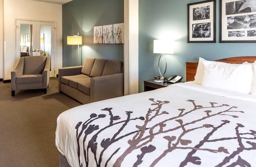 Evansville Hotel | Sleep Inn & Suites Evansville - Casper