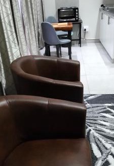 Universitas House | Sleep Izzy