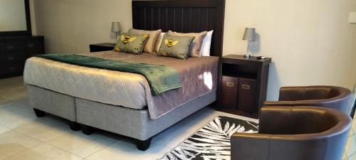 Universitas House | Sleep Izzy