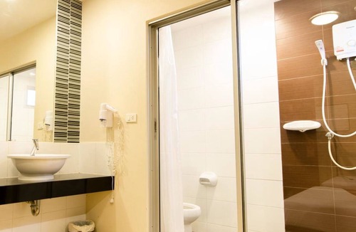 Talat Yot Hotel | Sleep With Inn