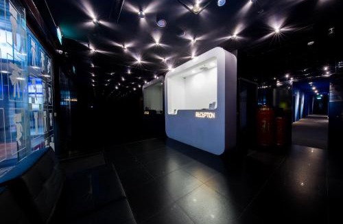 Zhongzheng Hostel | SleepBox Hostel