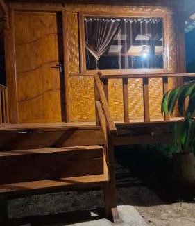 Bayan Hotel | SleepHere Homestay
