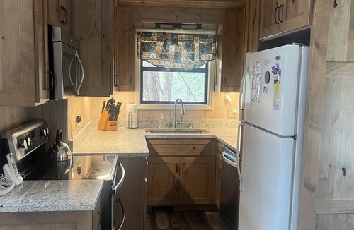 Unaka House | Sleeping Bear Cabin - Bear Paw
