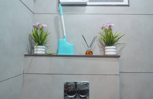 Indore Bed & Breakfast | Sleepo Stay