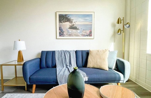 Corryville Apartment | Sleepover | Lively 1BD/1BA + Gym - Cincinnati