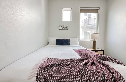 Bowling Green Apartment | Sleepover: Optimal 1BD/1BA - Bowling Green