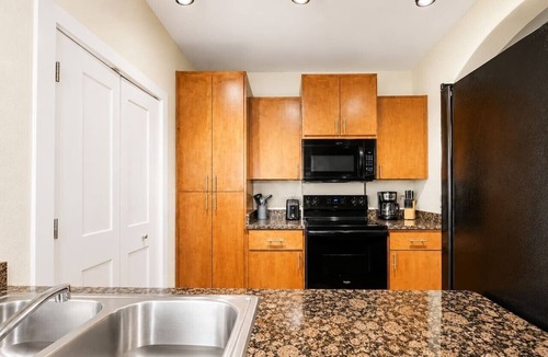 North Little Rock Apartment | Sleepover | Sleek 1BD/1BA + Pool - Little Rock