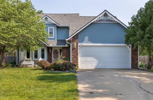 Lawrence House | Sleeps 12! Main Level Master Suite - Beautiful Backyard Oasis!