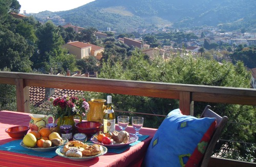 Collioure House | Sleeps 2-8 people/ Easy walking to town/beaches/Small Private Pool