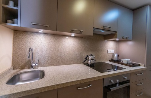 Yaliciftlik Apartment | Sleeps 2, Modern Apartment with Shared Pool - AWZ 304