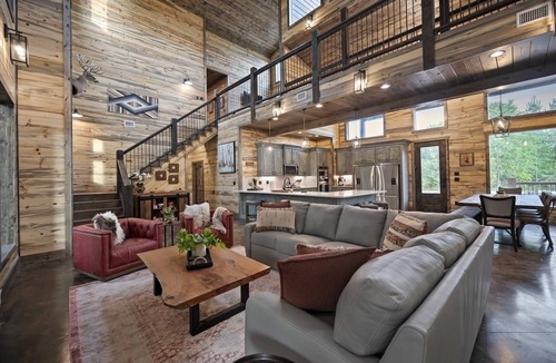 Broken Bow Cabin | Sleeps 36, Luxury Cabin on Creek Game Room, HotTub, playset, privacy, paved road