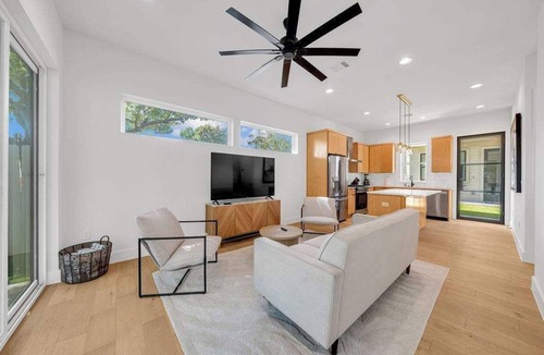 Riverside House | Sleeps 44, Luxury Compound, 2 Pools, 2 Kitchens