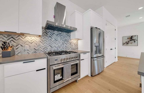 Riverside House | Sleeps 44, Luxury Compound, 2 Pools, 2 Kitchens