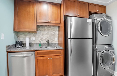 Demere Park Condo | Sleeps 6 Heated Pool Walk to Pier Village Ocean Walk J-10