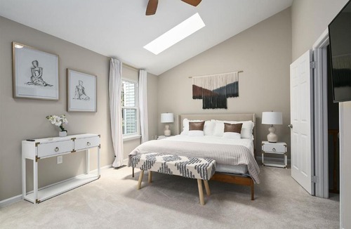 Countryside House | Sleeps 6, Nature trails, 40 Mins to DC, 2 cars MAX