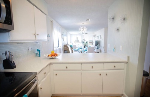 Navarre Beach Condo | Sleeps 6! NEWLY REMODELED