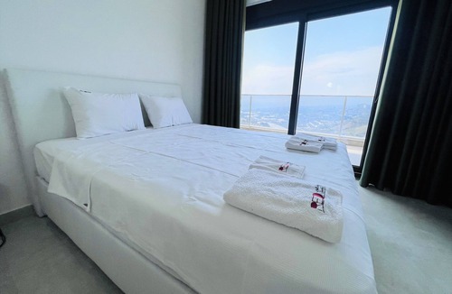 Kargicak Villa | Sleeps 8 Comfortable and Modern Villa - AWZ 282