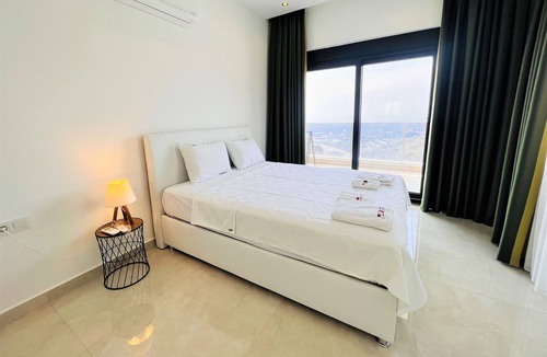 Kargicak Villa | Sleeps 8 Comfortable and Modern Villa - AWZ 282