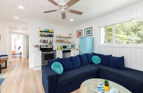 Islamorada House | Sleeps 8 | Sunset + Boat Basin | Islamorada