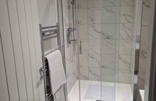 Retford Apartment | Sleeps2-centrallocation-familyfriendly-newrefurb