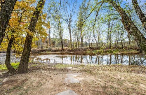 Berkeley Springs Ski Chalet | Sleepy Creek - Hot Tub, Pet Friendly, Creekside, Grill, Wifi, Fire Pit, Deck, Screen Porch, Family Friendly, Fishing, View, Games