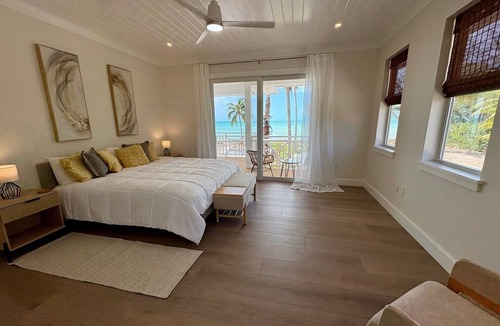 Morris Settlement Cottage | Slipstream 2.0 - A Modern Beachfront Escape