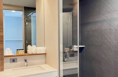Surin Hotel | Slive hotel
