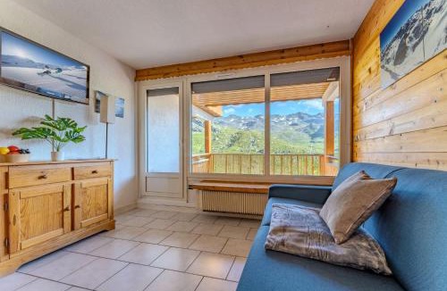 Val-Thorens Apartment | Slope side studio with Mountain Views