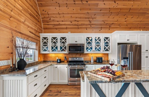 Baraboo House | Slope&Stable-Pickleball, Hot tub, Sauna, Arcade