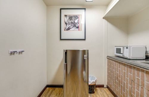 Clarkston Apartment | Slopes-Ready Studio Near Pine Knob