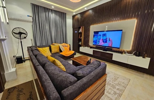 Kuje Hotel | Slopes Suites