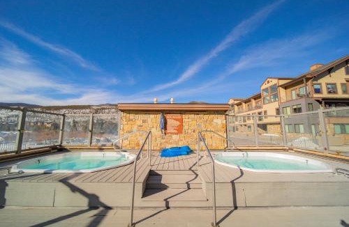 Mountain House House | Slopeside 2731A by SummitCove Lodging in Colorado