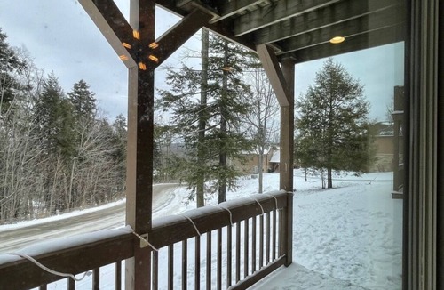 Clymer Condo | Slopeside, ski-in, ski-out condo-perfectly set along run 24 at Peek'n'Peek!