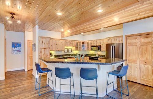 Old Town House | Slopeside Villa 97A I Hot Tub I Great Views I Activity Program