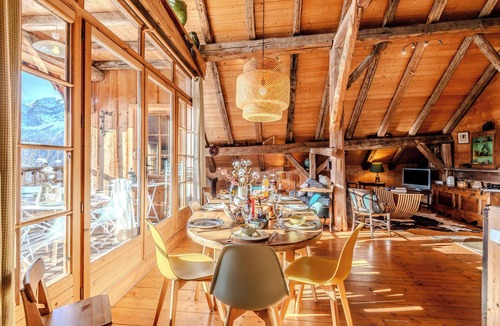 Serraval Ski Chalet | Slow Chalet de l'Ourse - Charming old chalet, stunning view, sauna, pets ok