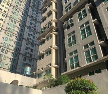 San Lorenzo Apartment | SLP Montecillo