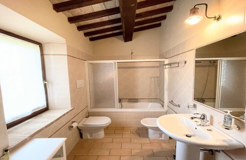 Limiti Villa | slps 11. Private pool and garden - Italian villa between Tuscany and Umbria