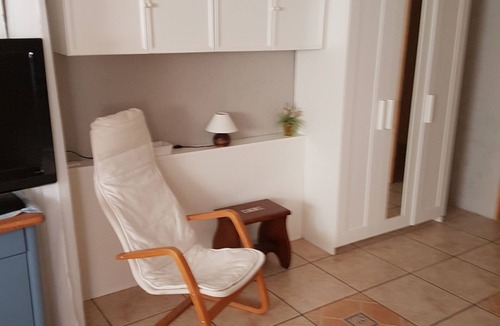 Benaguacil Apartment | Small apartment with private pool, terrace and parking Es un Apartmento para 2