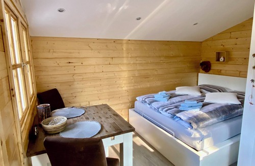 Suedwest Cabin | Small cozy forest cottage🏡 in Leipzig right on the edge of the forest to enjoy😊