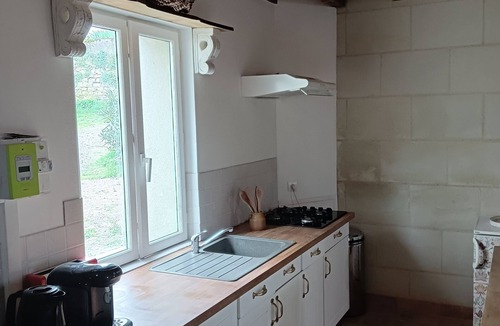 Saint-Clement-des-Levees Cottage | Small house on the banks of the Loire
