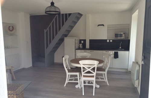 Mercury House | Small house "cozy haven of peace in the mountains"
